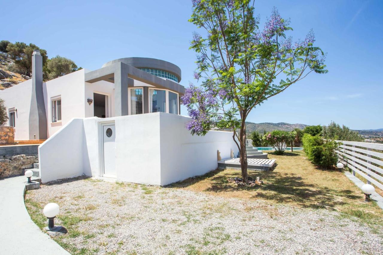 Villa 50 Shades Of Blue